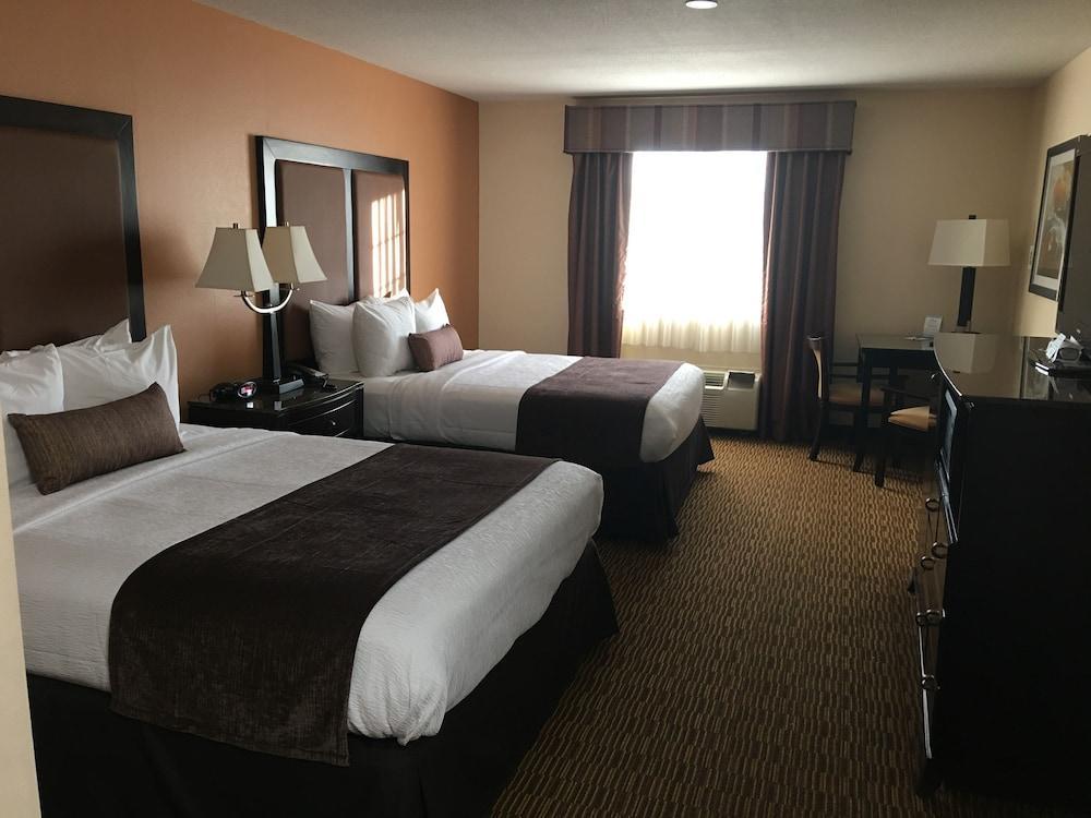 Best Western Plus Vineyard Inn Ливермор Экстерьер фото