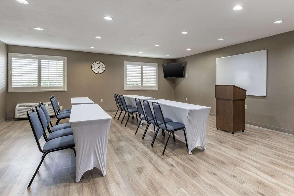 Best Western Plus Vineyard Inn Ливермор Удобства фото