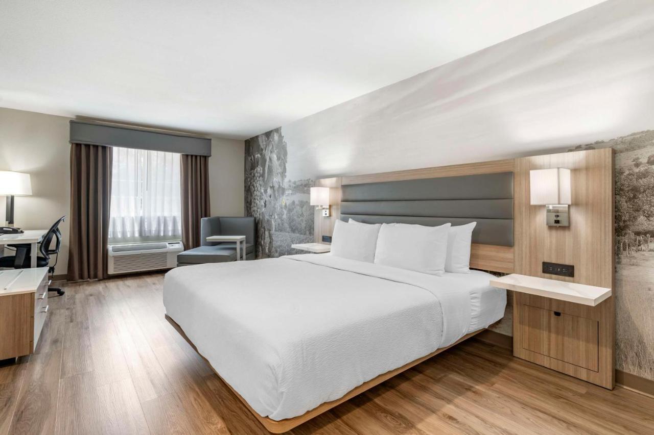 Best Western Plus Vineyard Inn Ливермор Экстерьер фото
