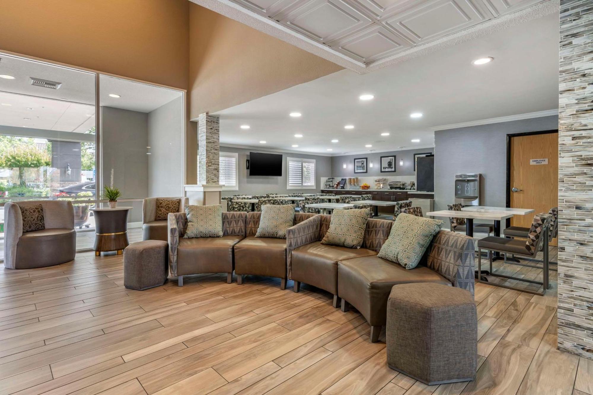 Best Western Plus Vineyard Inn Ливермор Экстерьер фото